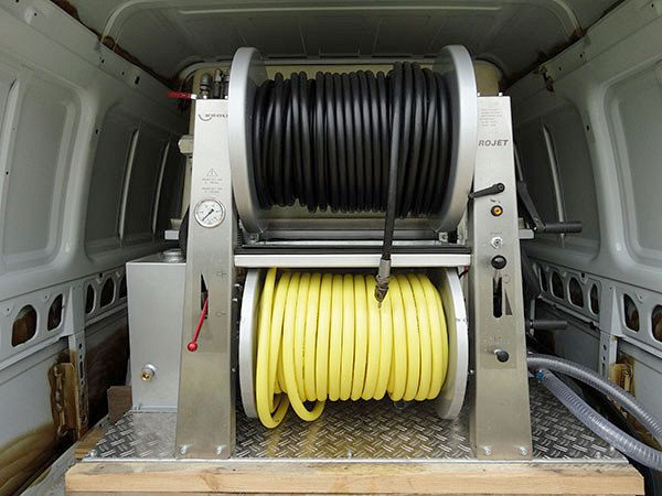 Использование каналопромывочной машины Kroll ROJET 60/140 Basic Использование каналопромывочной машины Kroll ROJET 60/140 Basic